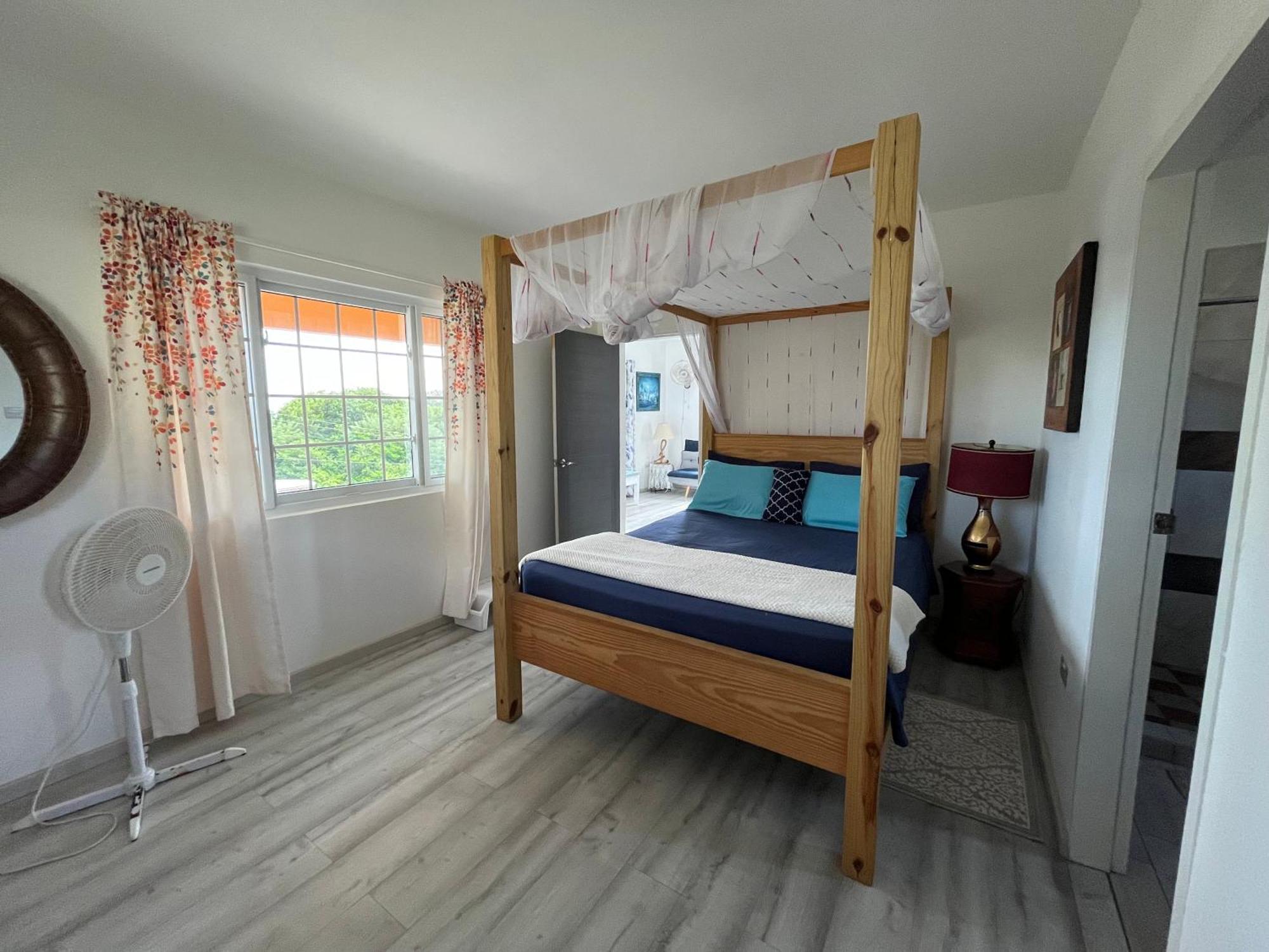 Waves Villa Guesthouse Kingstown Exteriér fotografie